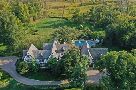499 West Old Mill Road Lake Forest IL 60045