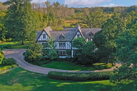 499 West Old Mill Road Lake Forest IL 60045