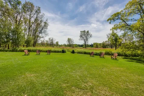 499 West Old Mill Road Lake Forest IL 60045