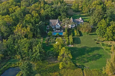 499 West Old Mill Road Lake Forest IL 60045