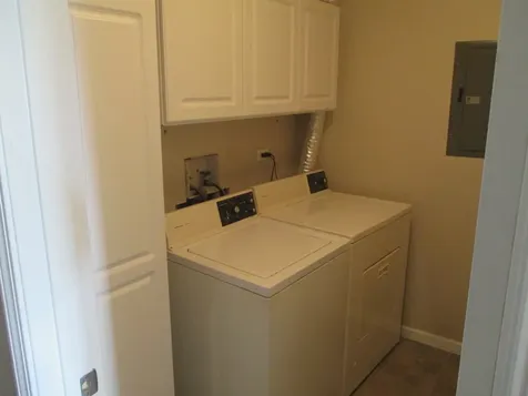 544 Elizabeth Drive Wood Dale IL 60191