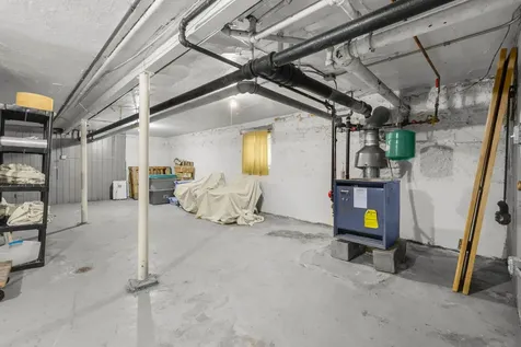 2604 West Argyle Street Chicago IL 60625