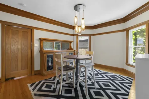 2604 West Argyle Street Chicago IL 60625