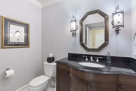 6657 North Le Mai Avenue Lincolnwood IL 60712