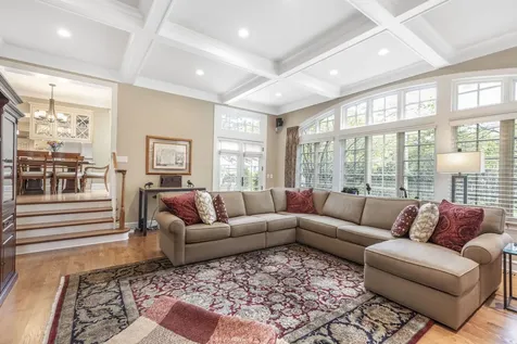 6657 North Le Mai Avenue Lincolnwood IL 60712