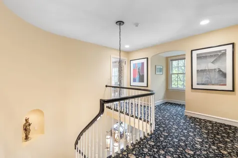 6657 North Le Mai Avenue Lincolnwood IL 60712