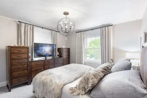 6657 North Le Mai Avenue Lincolnwood IL 60712