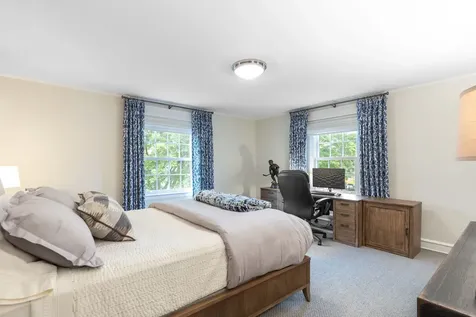 6657 North Le Mai Avenue Lincolnwood IL 60712