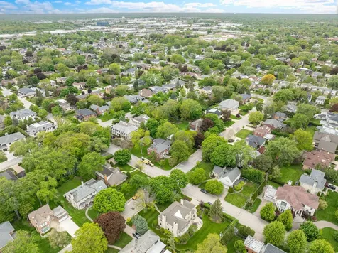 6657 North Le Mai Avenue Lincolnwood IL 60712