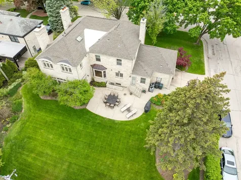 6657 North Le Mai Avenue Lincolnwood IL 60712
