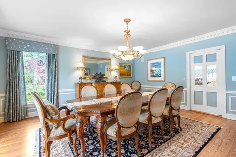 6657 North Le Mai Avenue Lincolnwood IL 60712