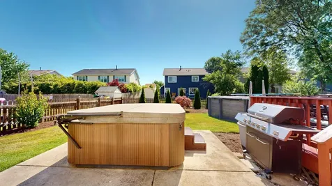 426 Farmhill Circle Wauconda IL 60084