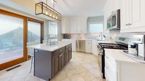 426 Farmhill Circle Wauconda IL 60084