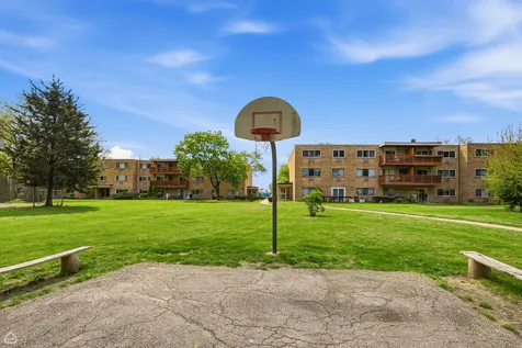 730 Dempster Street Mount Prospect IL 60056