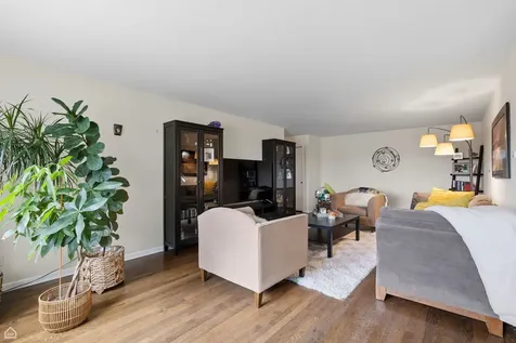 730 Dempster Street Mount Prospect IL 60056