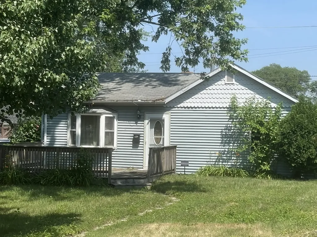 18019 Lorenz Avenue Lansing IL 60438