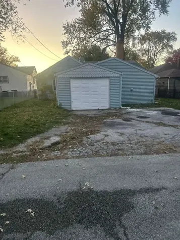 18019 Lorenz Avenue Lansing IL 60438
