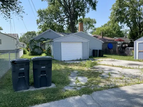 18019 Lorenz Avenue Lansing IL 60438