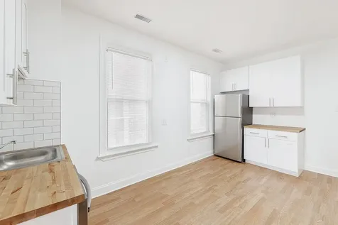 1430 West Superior Street Chicago IL 60642