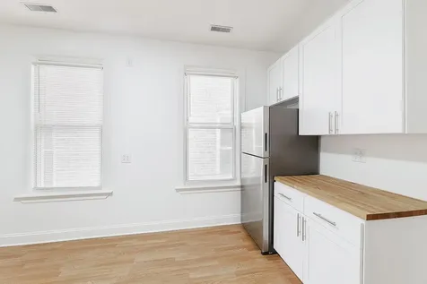 1430 West Superior Street Chicago IL 60642