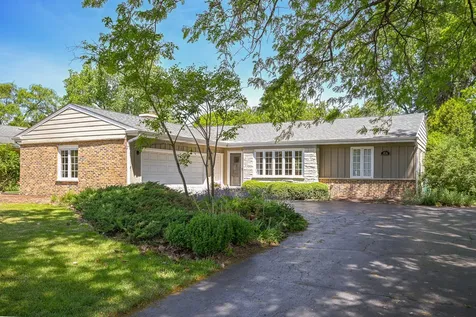 456 Fairview Avenue Glen Ellyn IL 60137