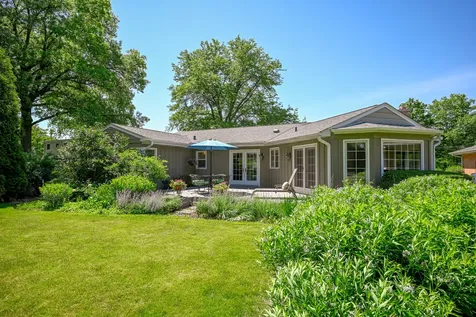 456 Fairview Avenue Glen Ellyn IL 60137