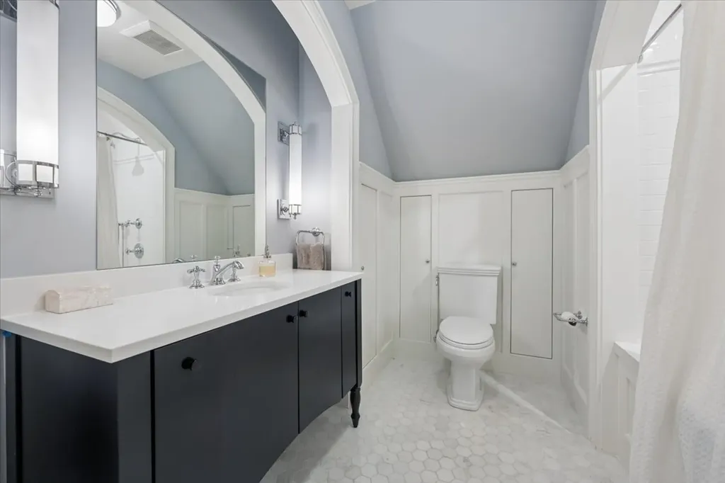 2148 West Giddings Street Chicago IL 60625