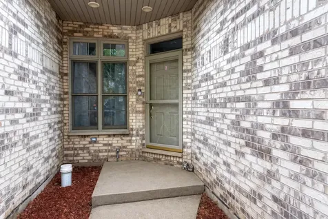 8810 West 84th Place Justice IL 60458