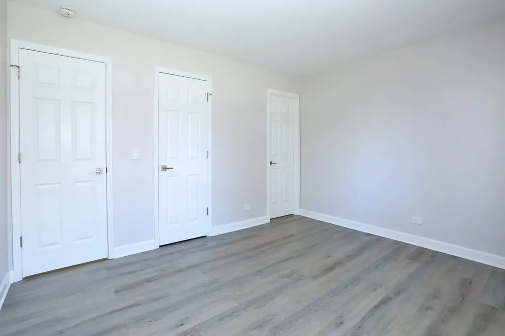 103 Burr Oak Lane Schaumburg IL 60193