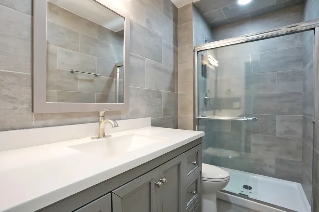 103 Burr Oak Lane Schaumburg IL 60193