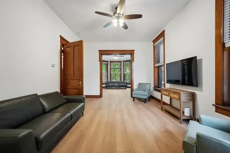 6622 South Kimbark Avenue Chicago IL 60637