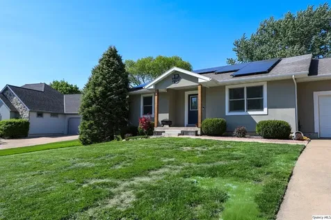 2901 Hayfield Lane Quincy IL 62301