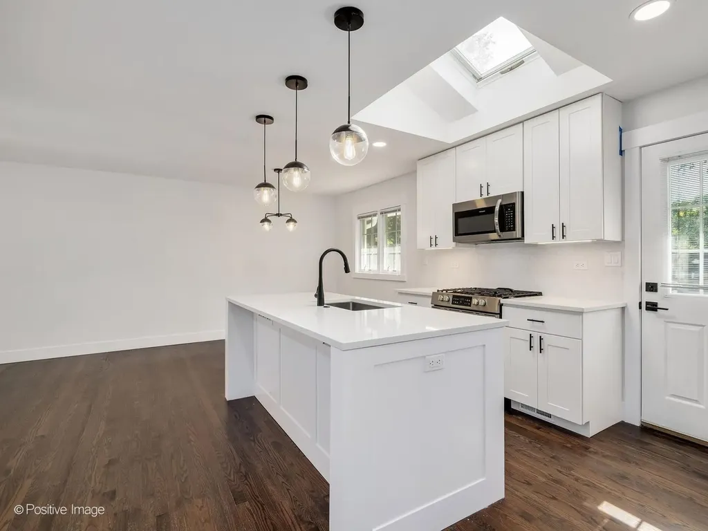 808 Delles Road Wheaton IL 60189