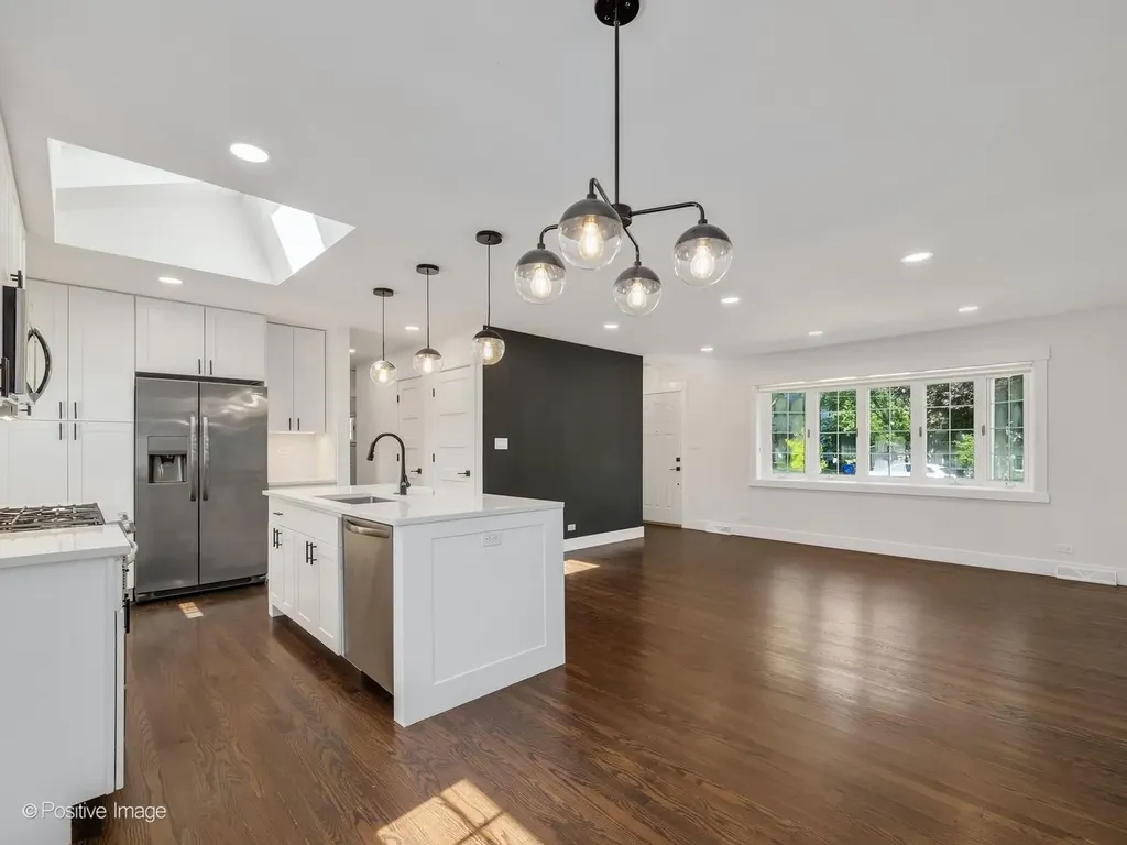 808 Delles Road Wheaton IL 60189