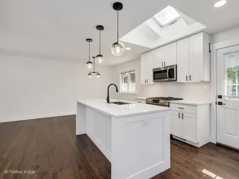 808 Delles Road Wheaton IL 60189