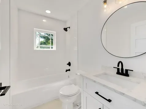 808 Delles Road Wheaton IL 60189