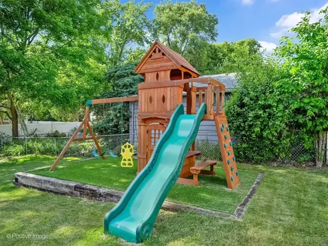 808 Delles Road Wheaton IL 60189