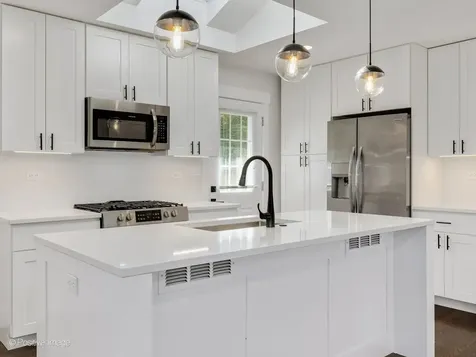808 Delles Road Wheaton IL 60189