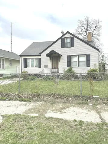 1221 E Chestnut Street Kankakee IL 60901