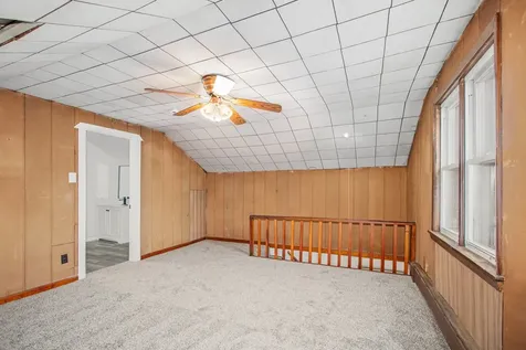 5335 North Moody Avenue Chicago IL 60630