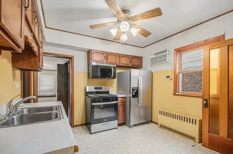 5335 North Moody Avenue Chicago IL 60630