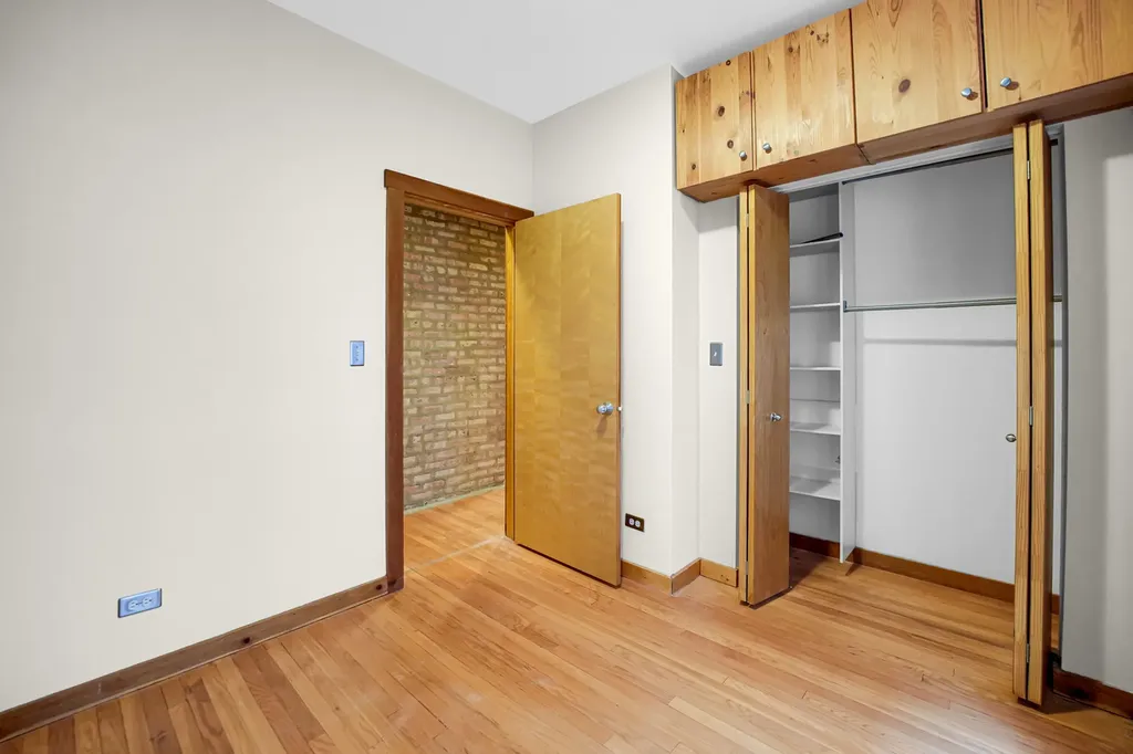 1659 West Pratt Boulevard Chicago IL 60626