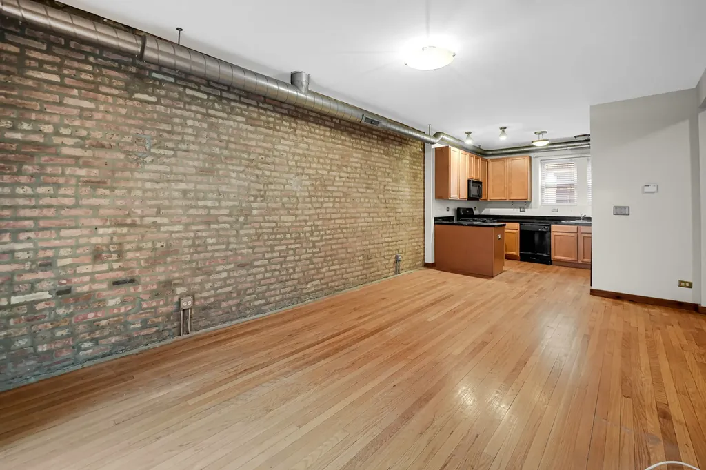 1659 West Pratt Boulevard Chicago IL 60626
