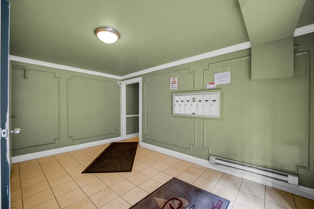 1659 West Pratt Boulevard Chicago IL 60626
