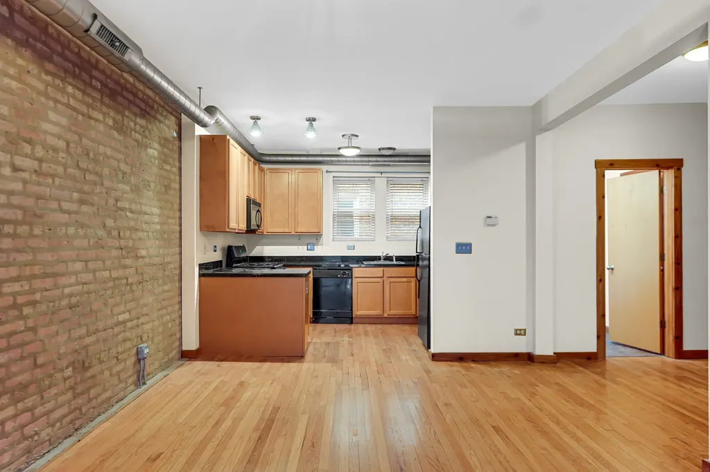 1659 West Pratt Boulevard Chicago IL 60626