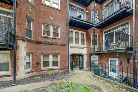 1659 West Pratt Boulevard Chicago IL 60626