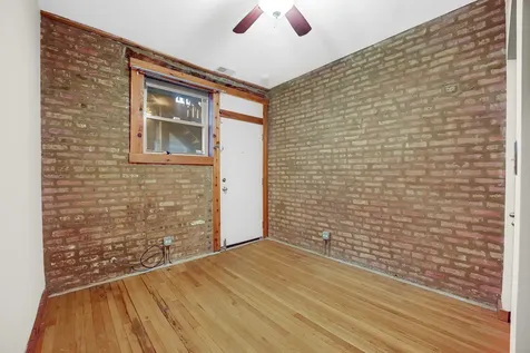 1659 West Pratt Boulevard Chicago IL 60626