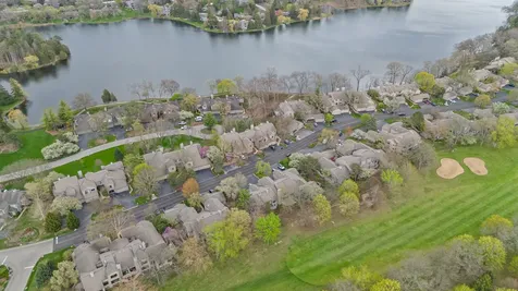 753 Shoreline Road Lake Barrington IL 60010