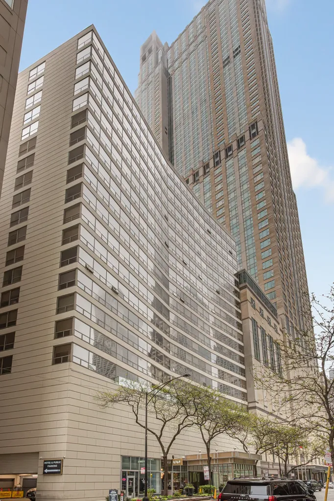 110 East Delaware Place Chicago IL 60611
