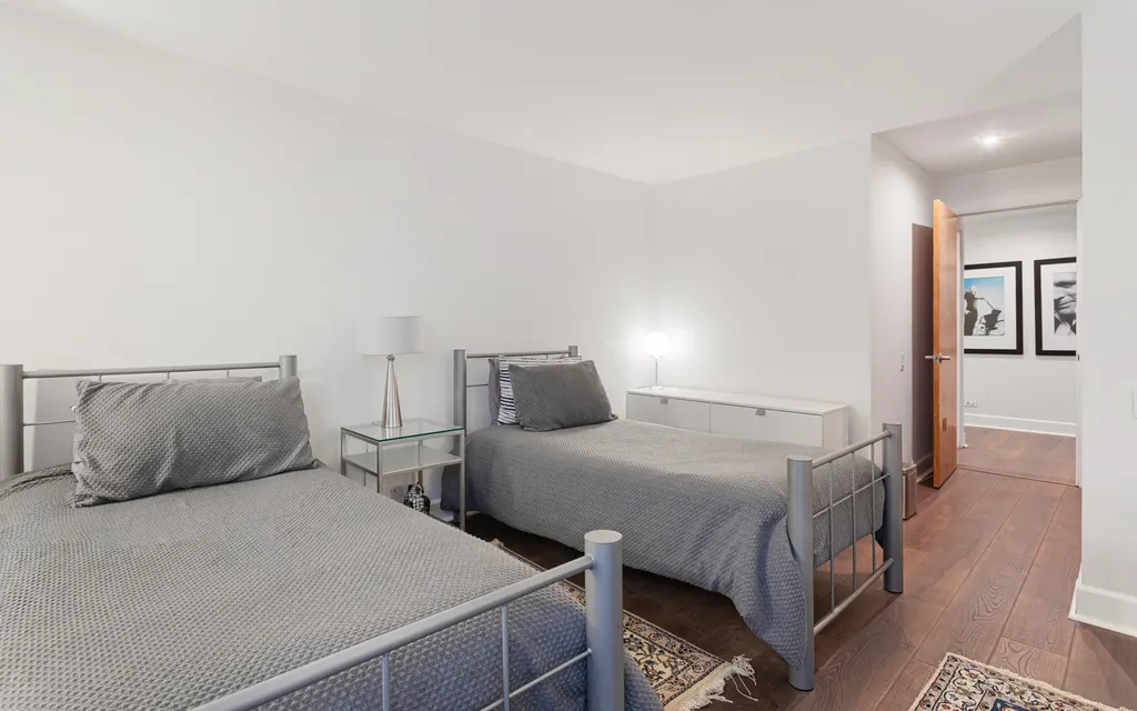 110 East Delaware Place Chicago IL 60611